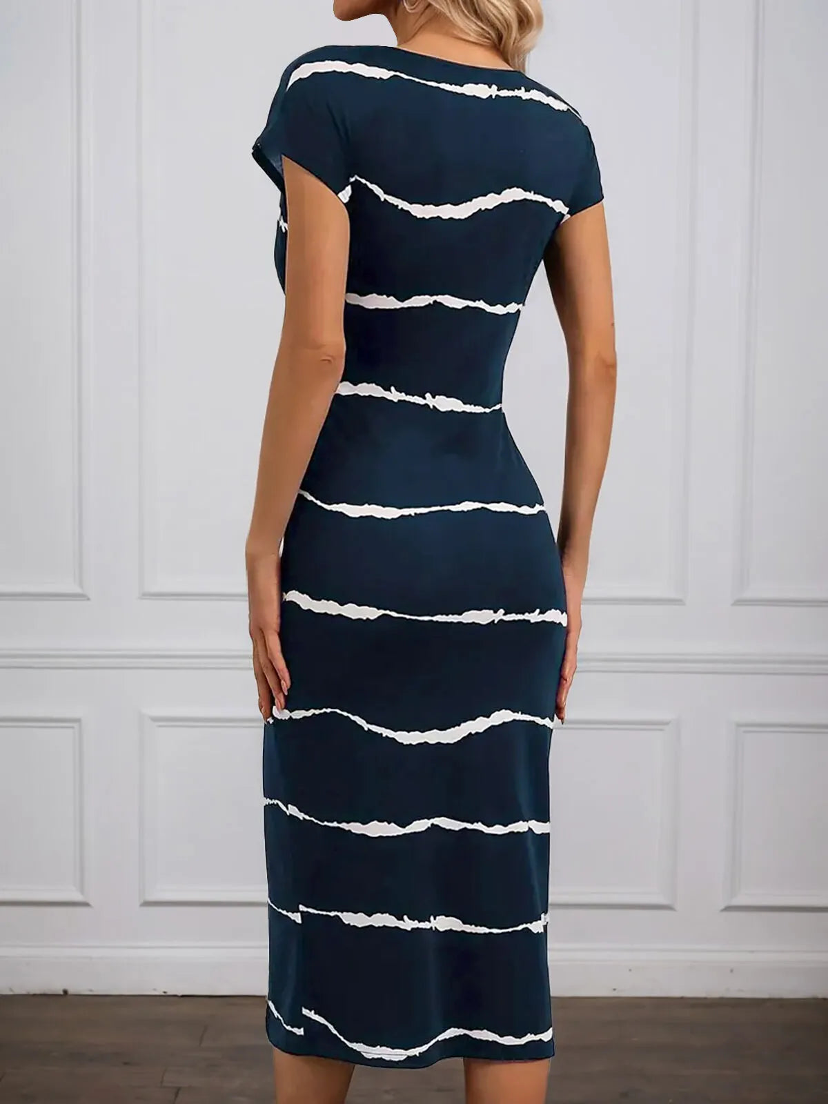 Striped Round Neck Fitted Dress