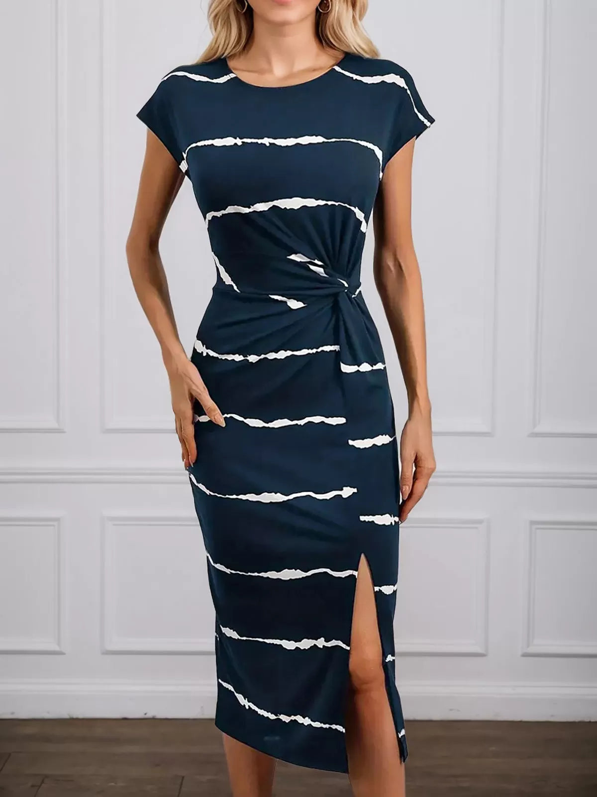 Striped Round Neck Fitted Dress