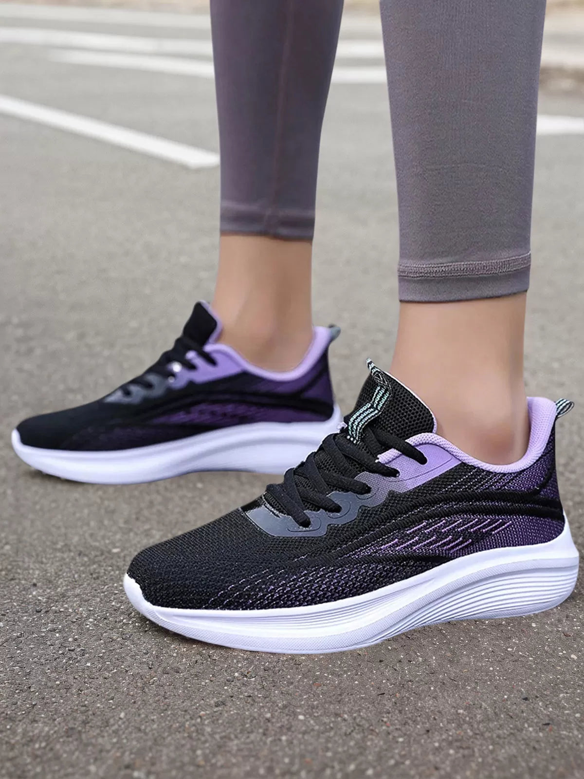 Summer Outdoor Lightweight Breathable Mesh Low-cut Lace-Up Non-Slip Running Sneakers