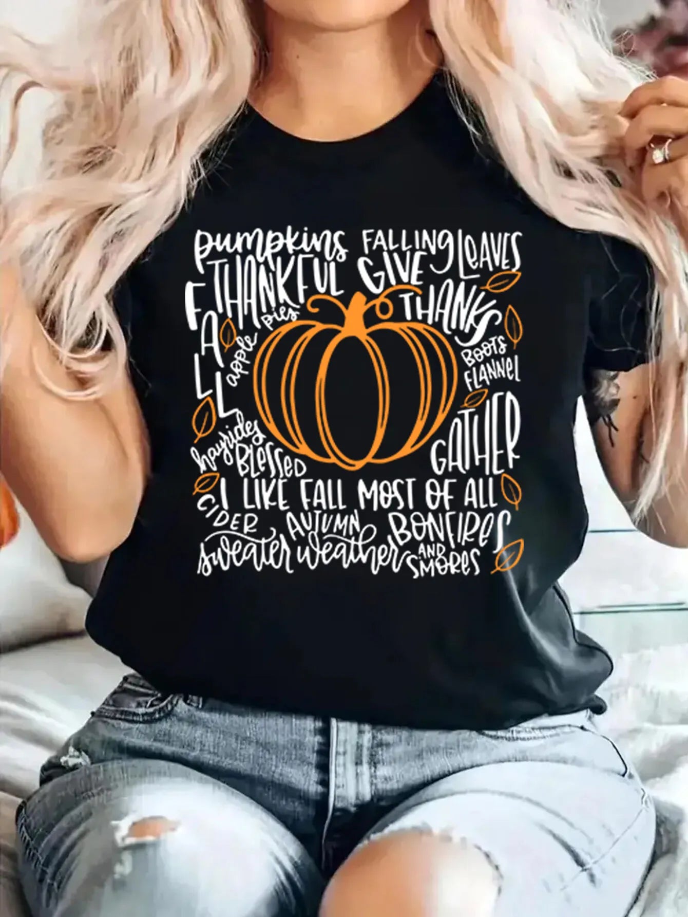 Thanksgiving Pumpkin Graphic Round Neck T-shirt