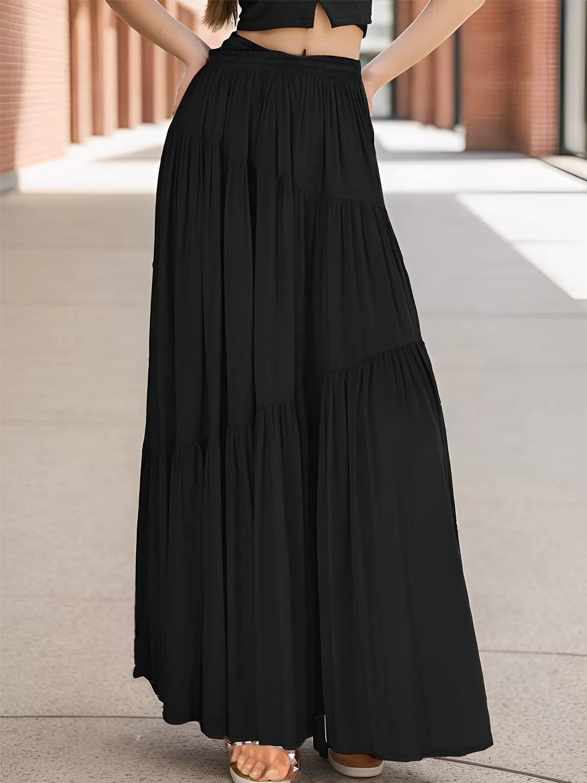 Wrinkle Medium Rise Skirt