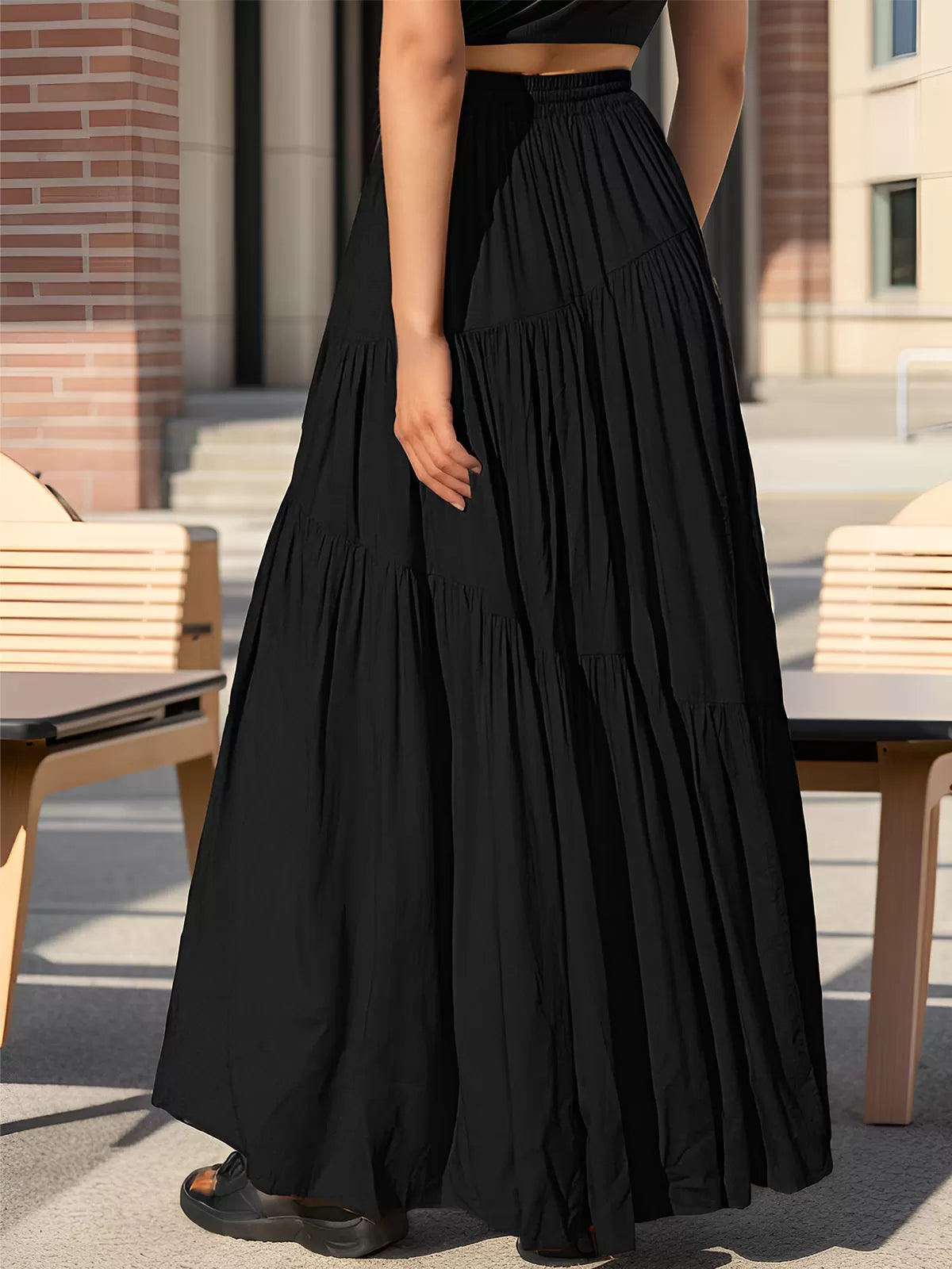 Wrinkle Medium Rise Skirt